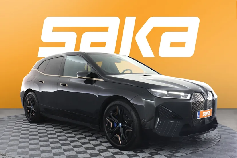 BMW iX