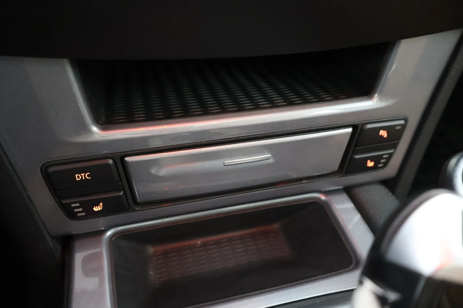 Car Image - 8kTN42r3JTpYHMjQ8x1bT