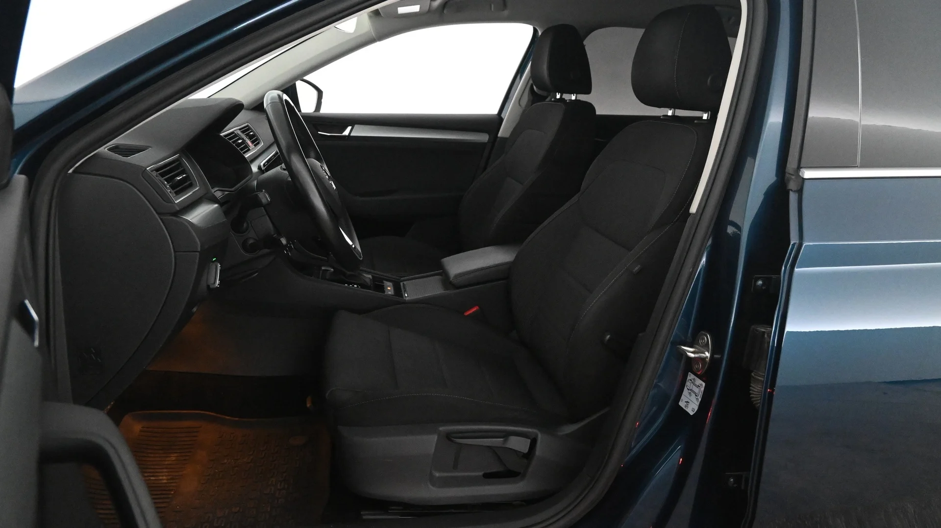 Car Image - 1fA5tytMuTurhSvnXy7ndU