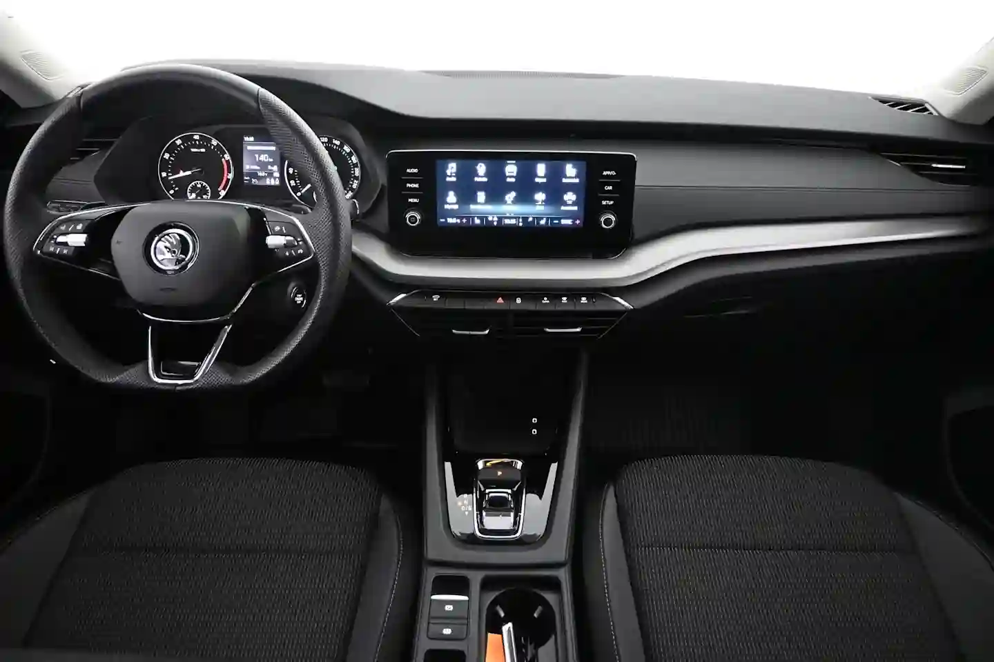 Car Image - ZvBF7LNEptzvqFN4ryolx