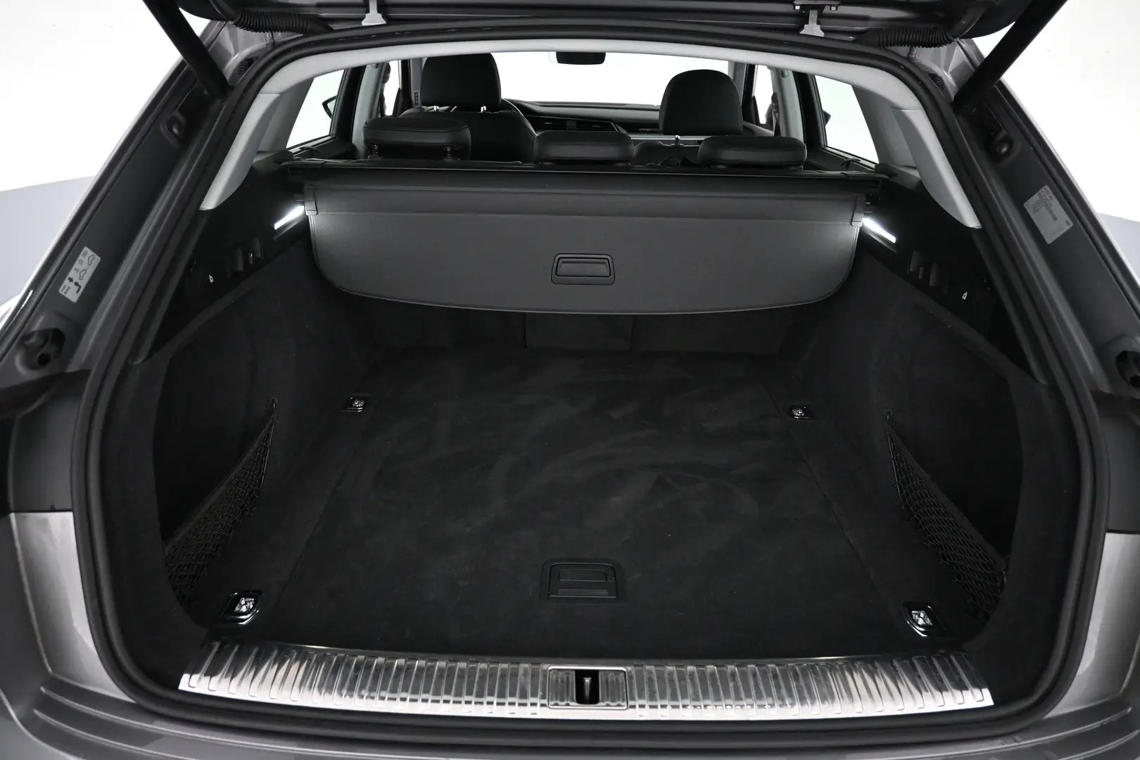 Car Image - 1uDot3mjT0SjnHLdRYlh68