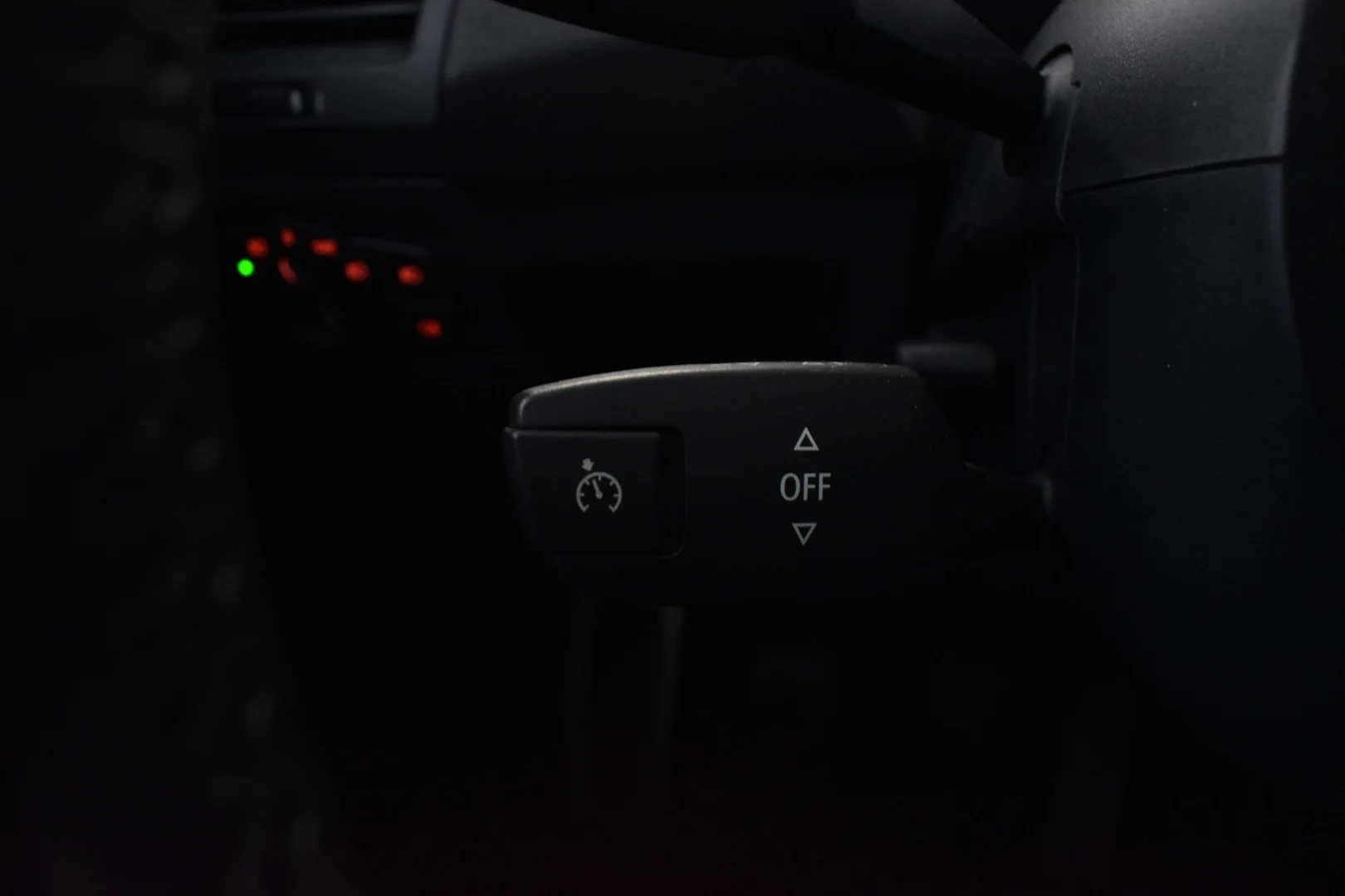Car Image - 280iaXghs7dBQg2VBFigs1
