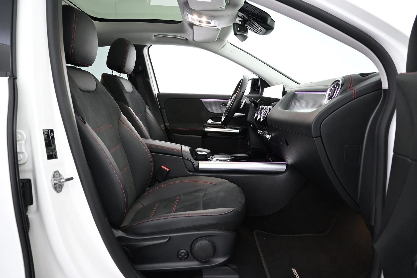 Car Image - 19UsvrAhXo0aUoh0cfov8Z