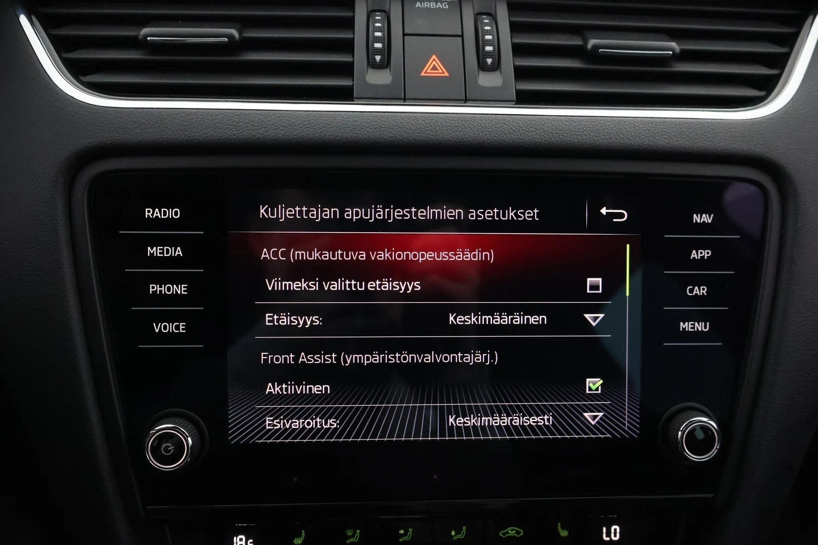 Car Image - 667502U7SgcxENVETXw9Ne
