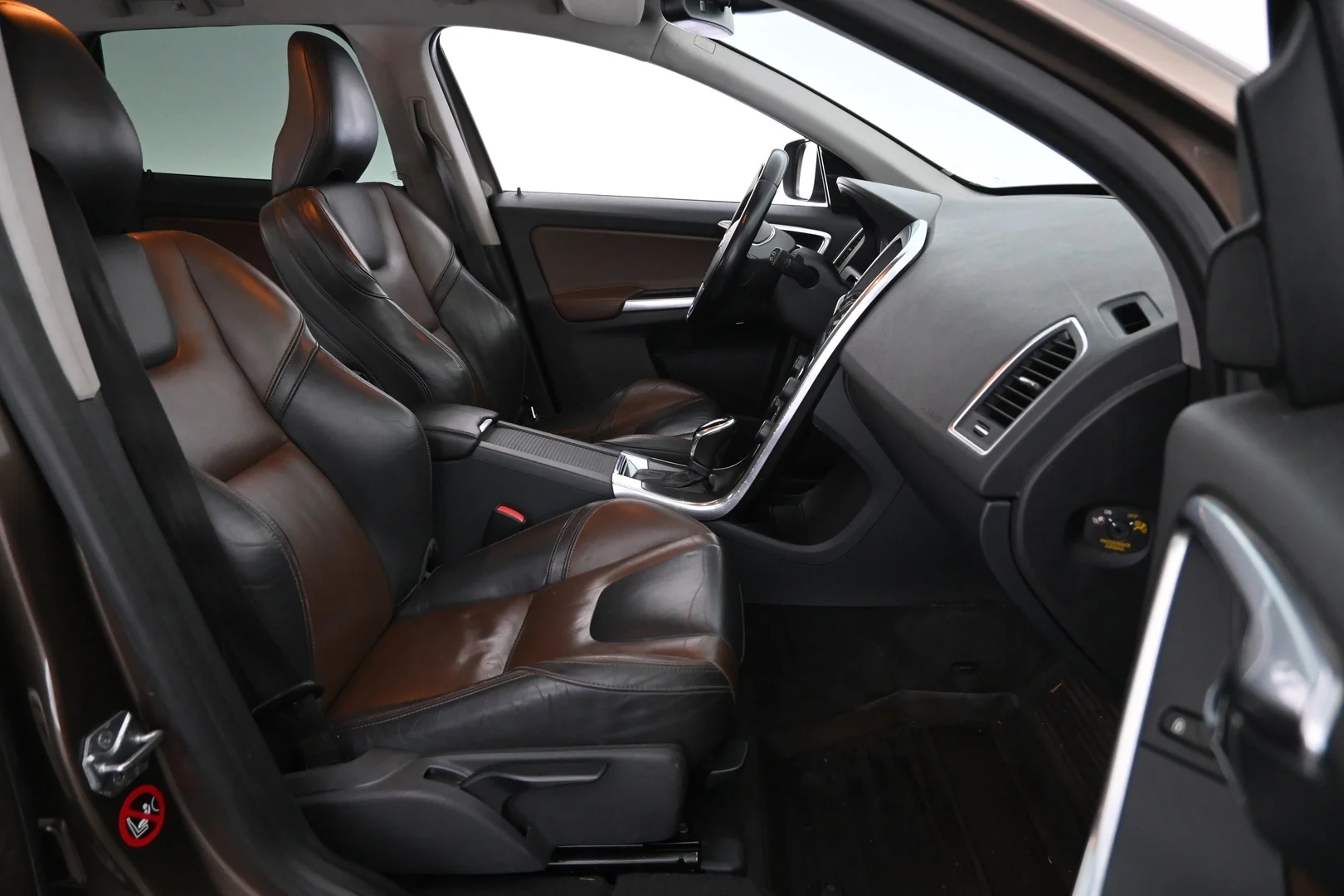 Car Image - 4MYMqOjz8VbWO8oVAd5cBS