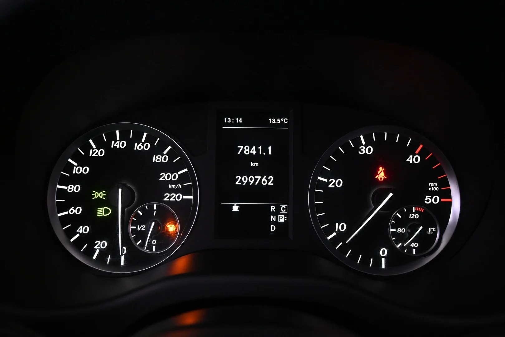 Car Image - 1RsZICwXr0TcdMGIeNj7sg