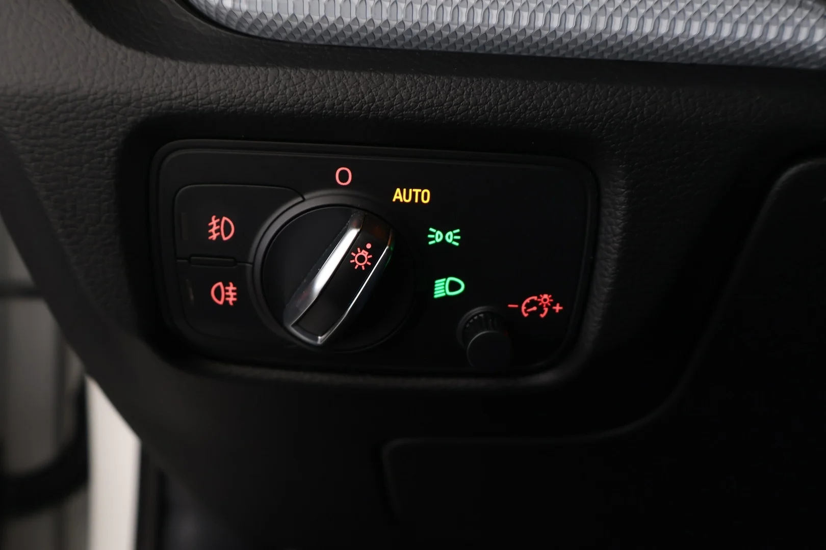 Car Image - 1fhFwx2Vhoetk2zZiDobv3