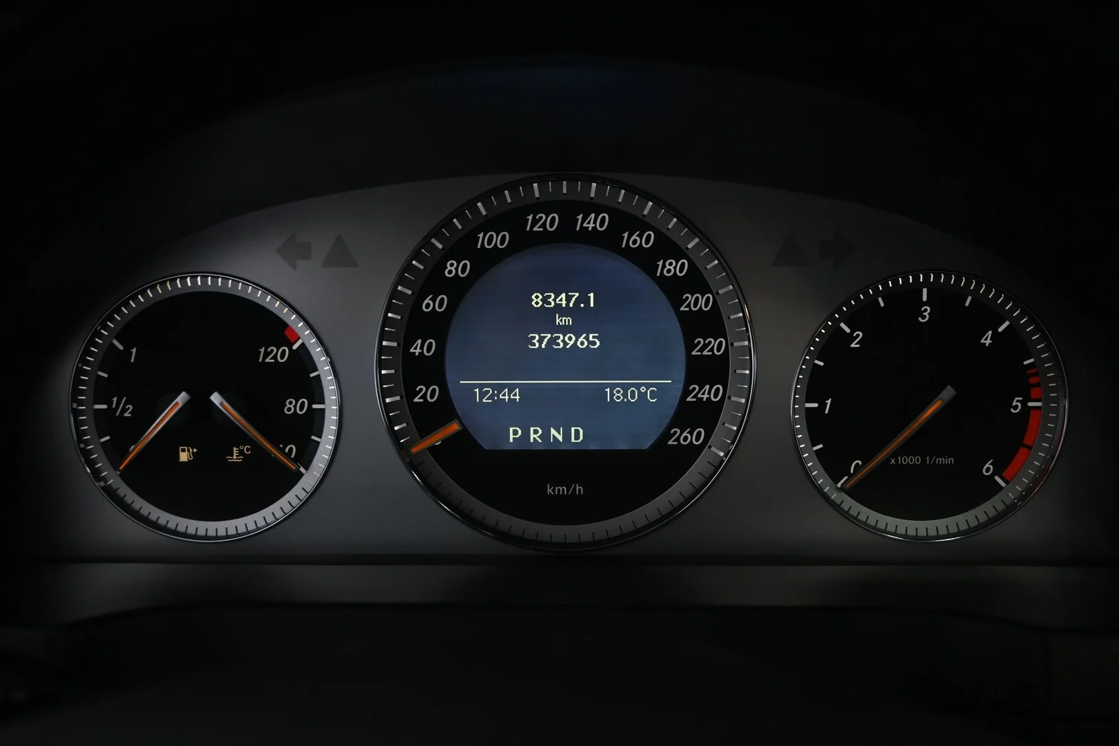 Car Image - 4xt4G8D4XuUn4updLh7IFI
