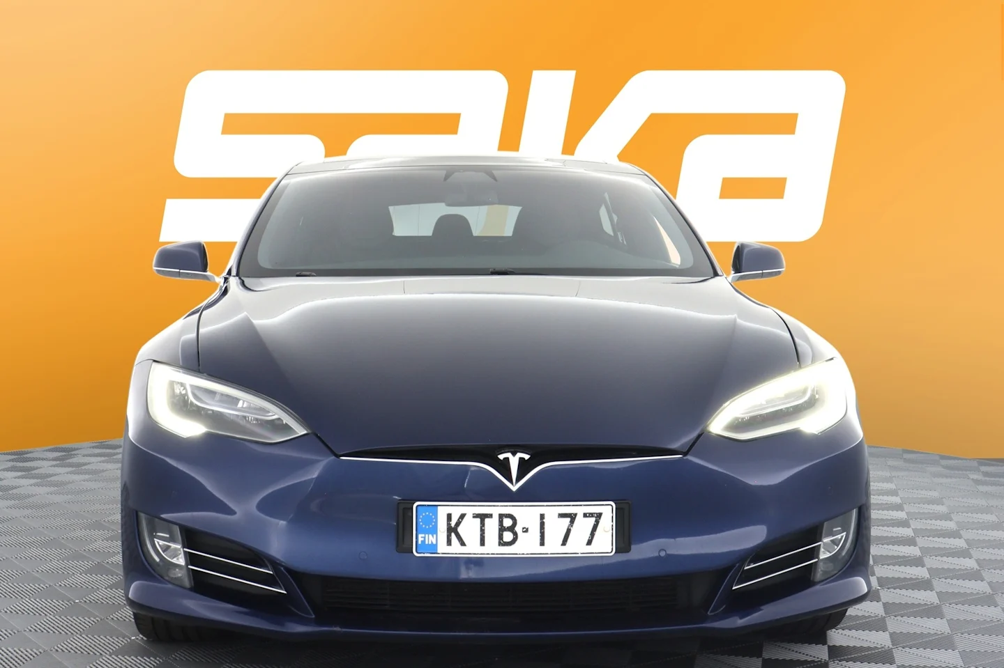 Car Image - 53JyIH5Pwyxyl8RpxQ7bwY
