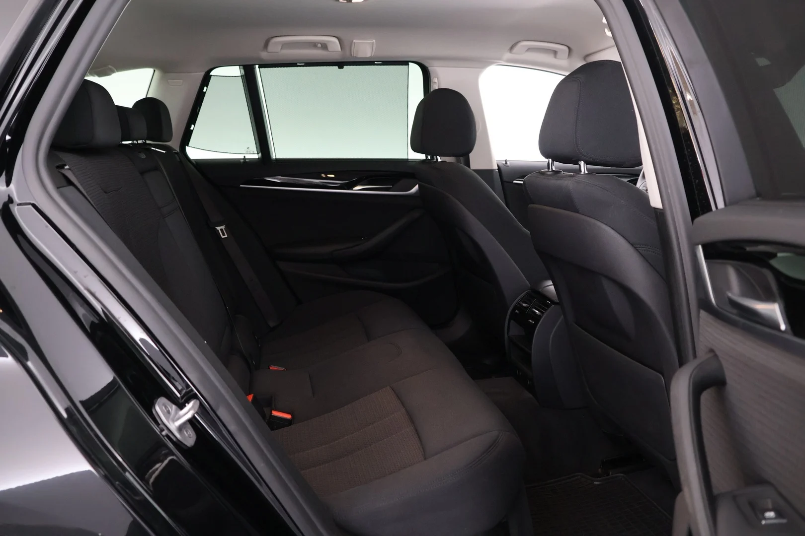 Car Image - 34hhJbCMOePTqQry1DNkuK