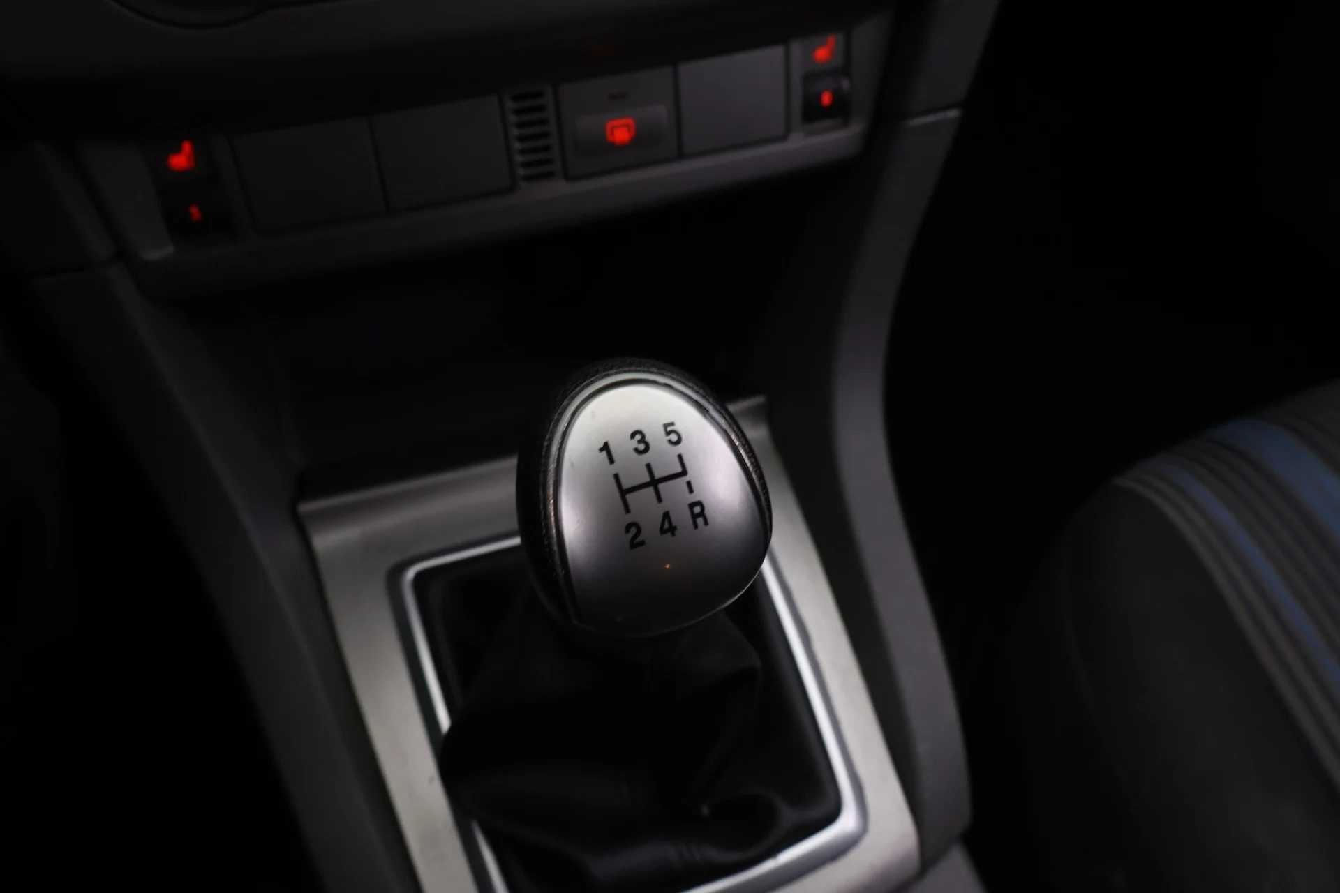Car Image - 74fjMf80PIOByU68DExu0L
