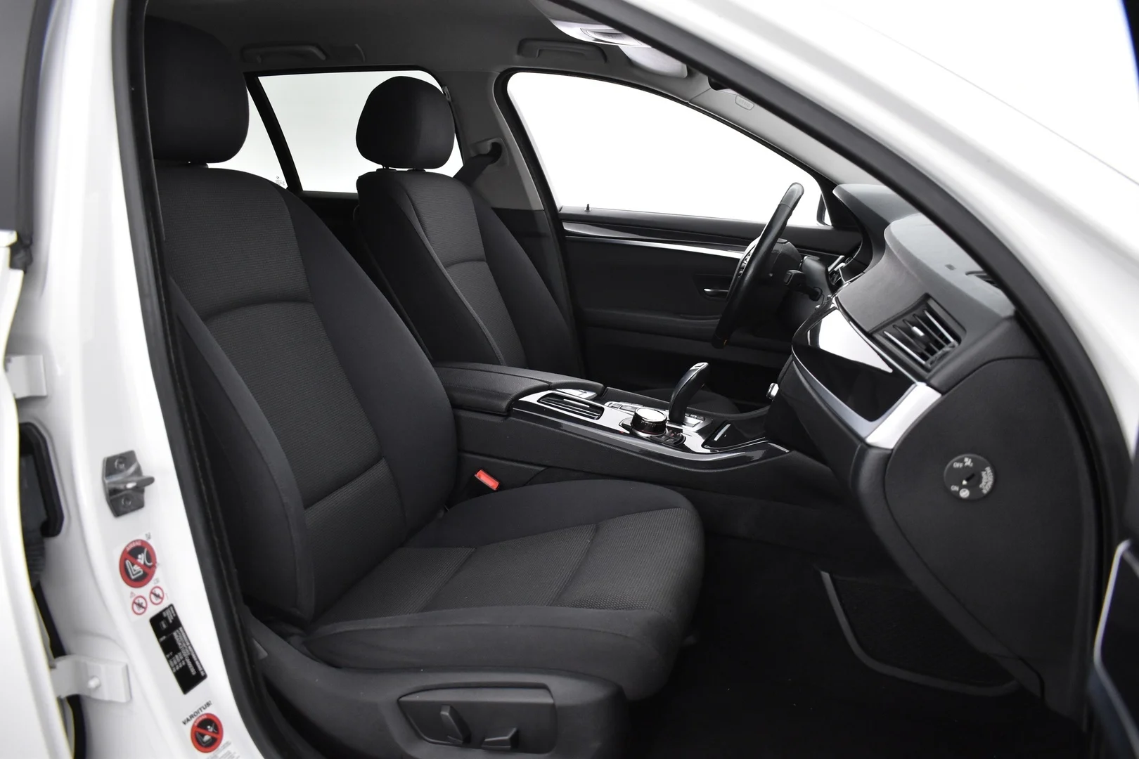 Car Image - 01n3Ufcpa87r0x8paqvRWY