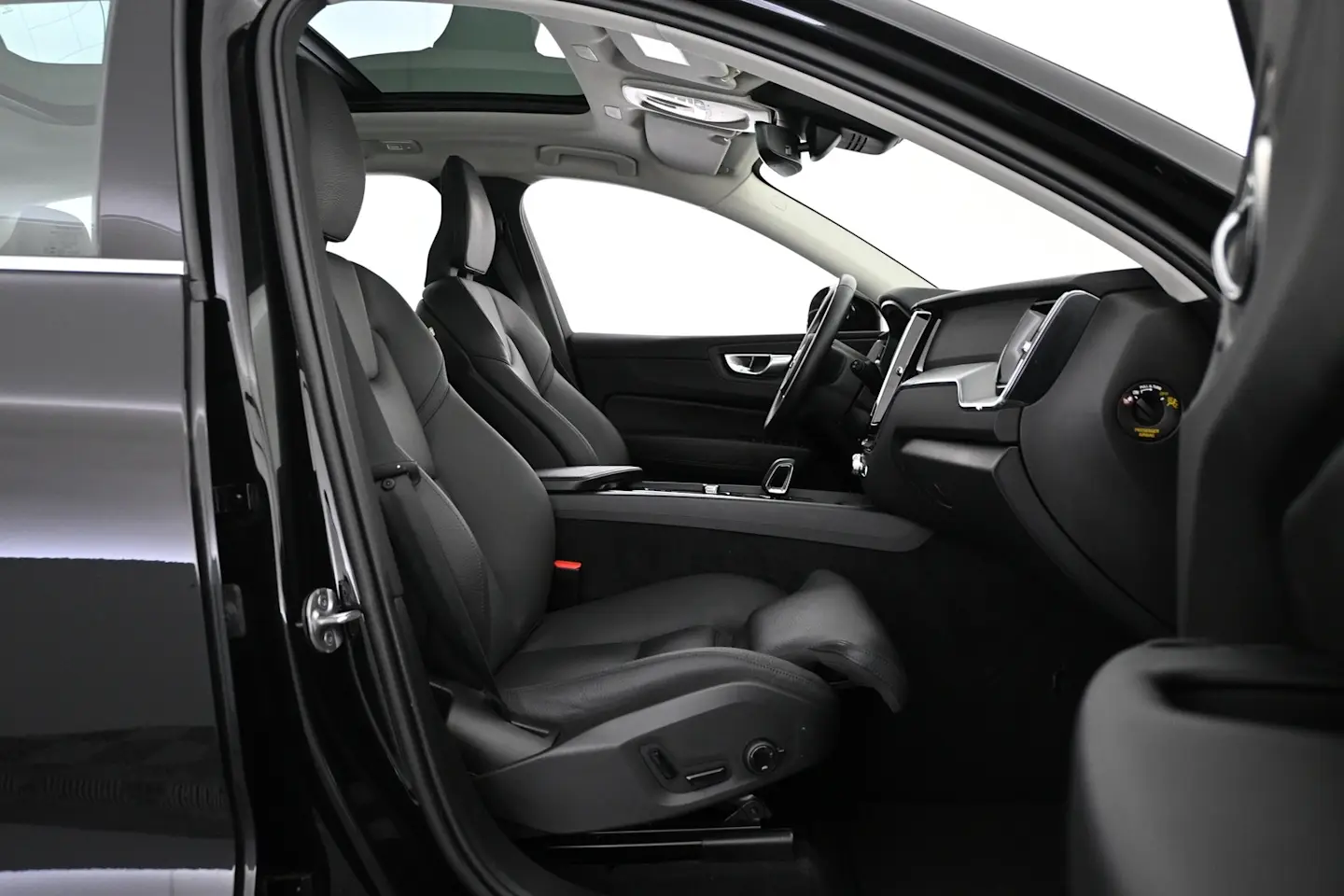 Car Image - UkDHRV7B0gWjFV2qsPc2e