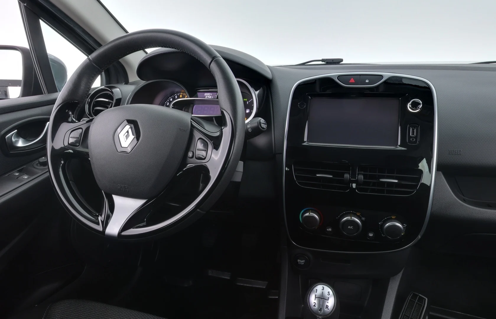 Car Image - 010lIw9sbrj9GE6Dl67cDP