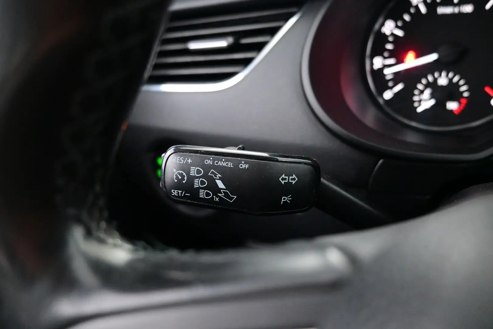 Car Image - 6RjKkTGoflRrPxh2rh9Dea