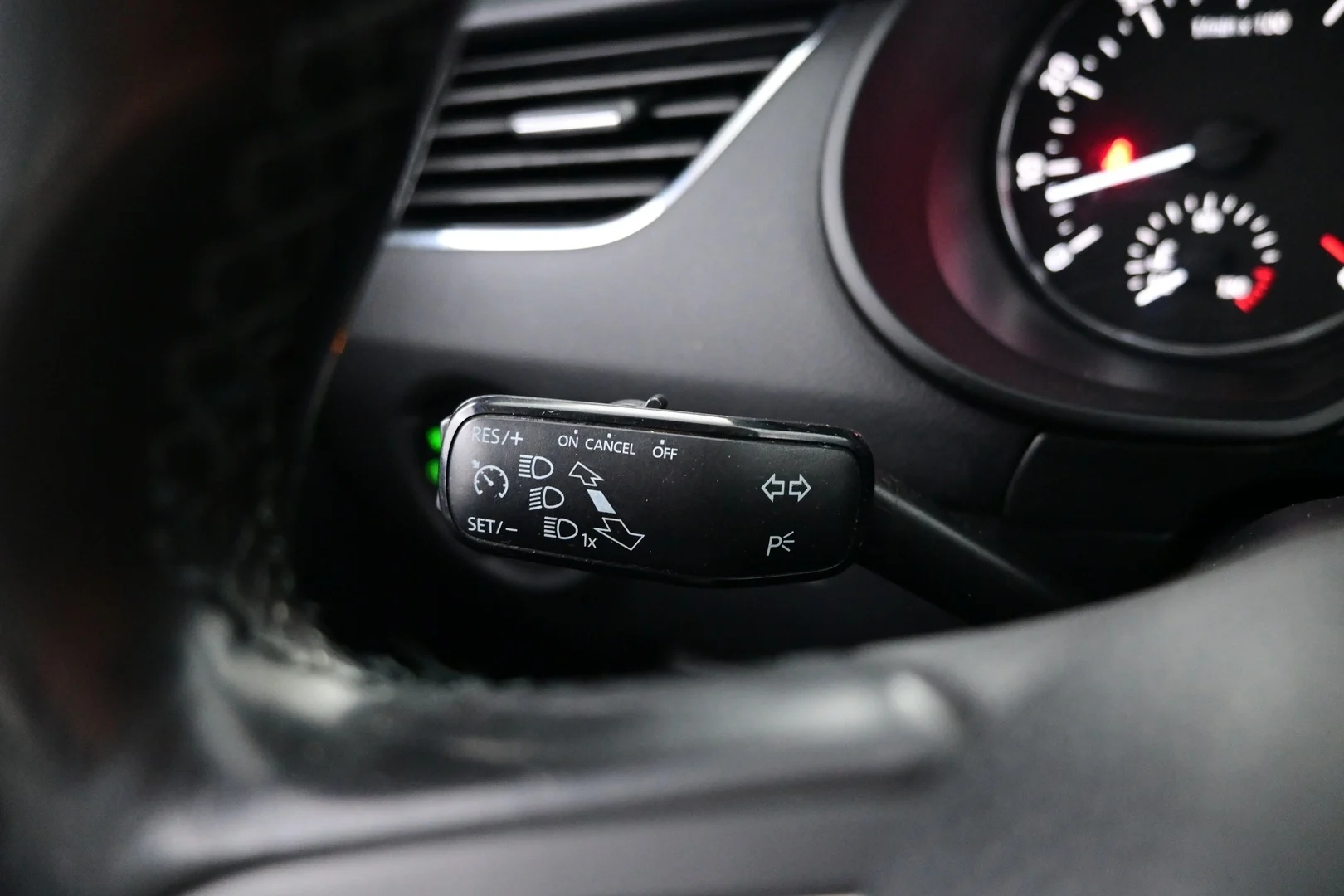 Car Image - 6RjKkTGoflRrPxh2rh9Dea