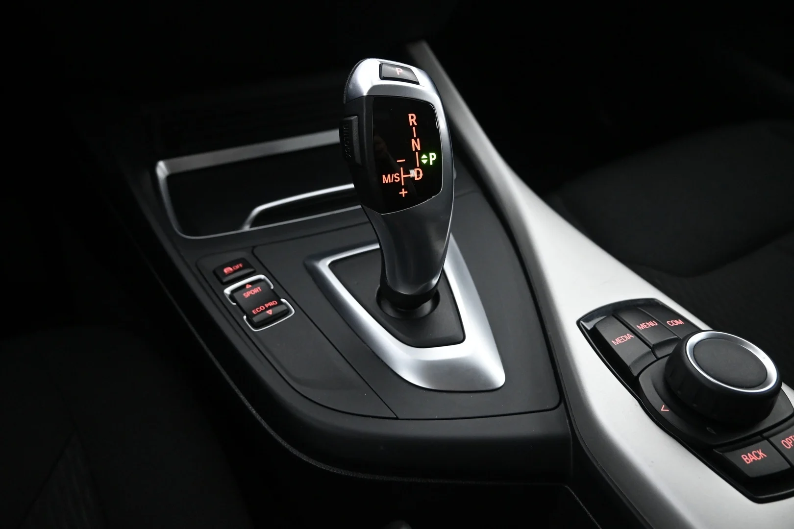 Car Image - 6k2qFiZVj7rRF9ECOcV9X3