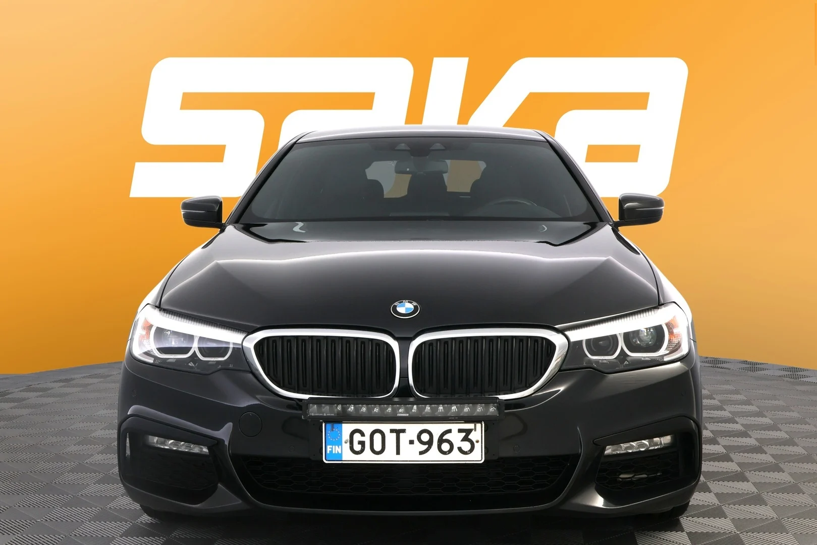 Car Image - 4N8UIuTFQiMgfUQWyE8DDJ