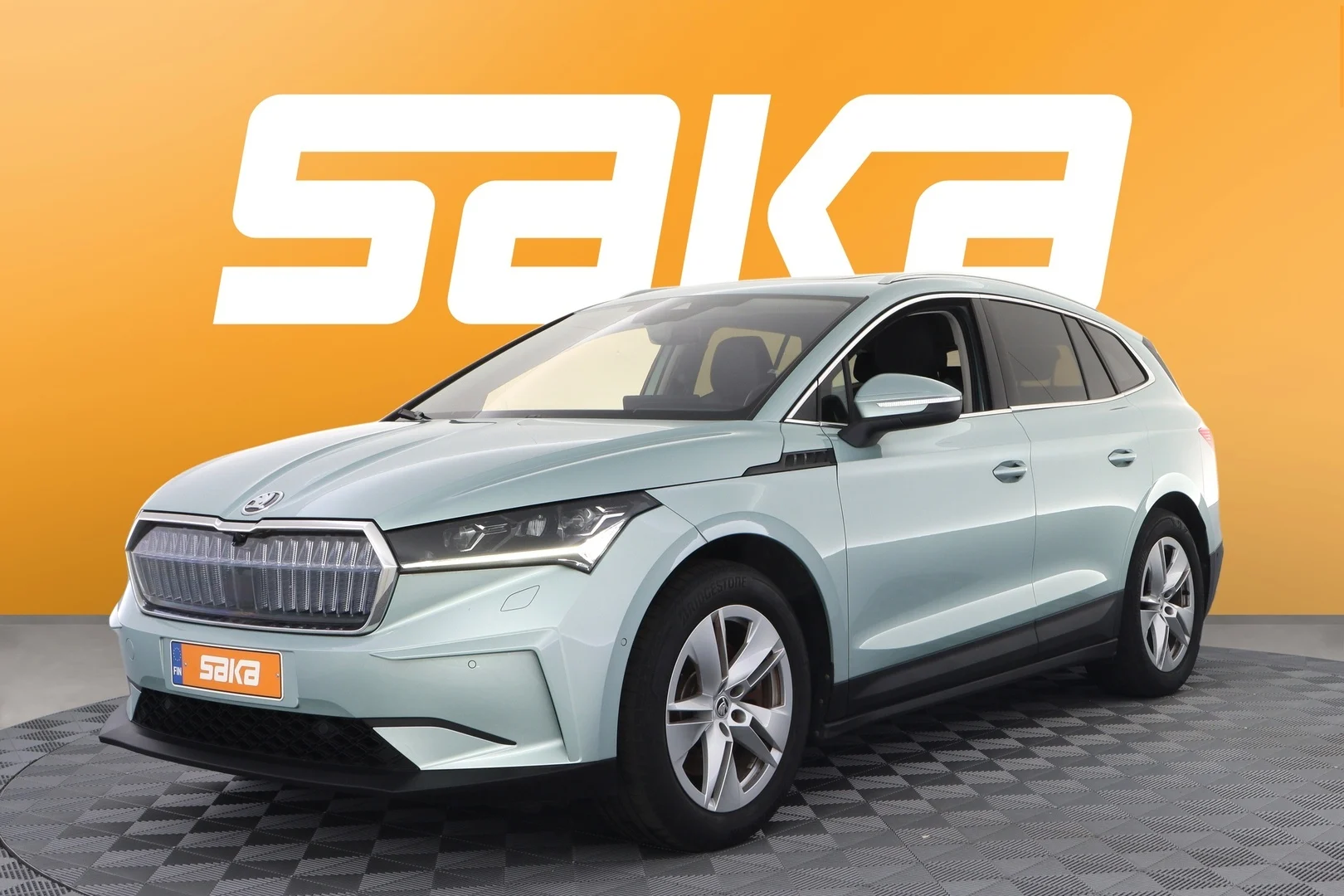 Car Image - 5gjLIMDUv9zB1XuEzxaeaS
