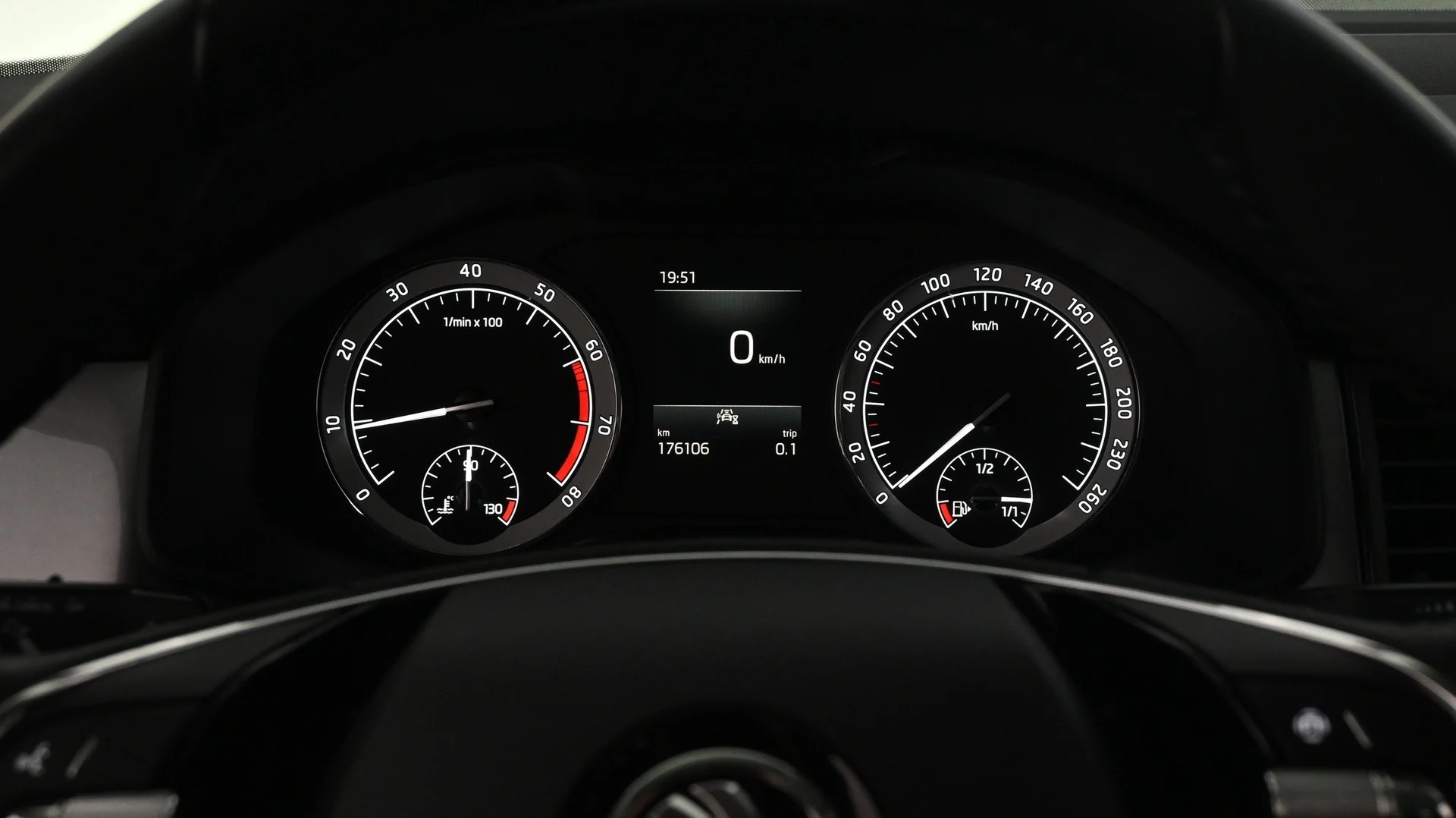 Car Image - BRryDYkDXK3hfeXzOFhNz