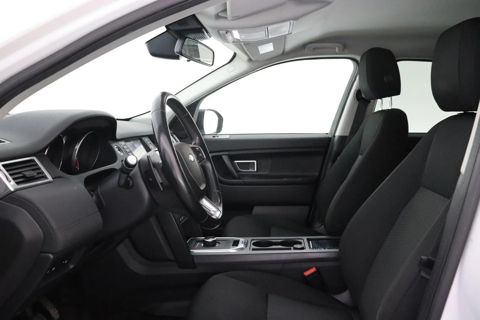 Car Image - 1jQ4aSZeTfOY4N8Ieoa8Lt