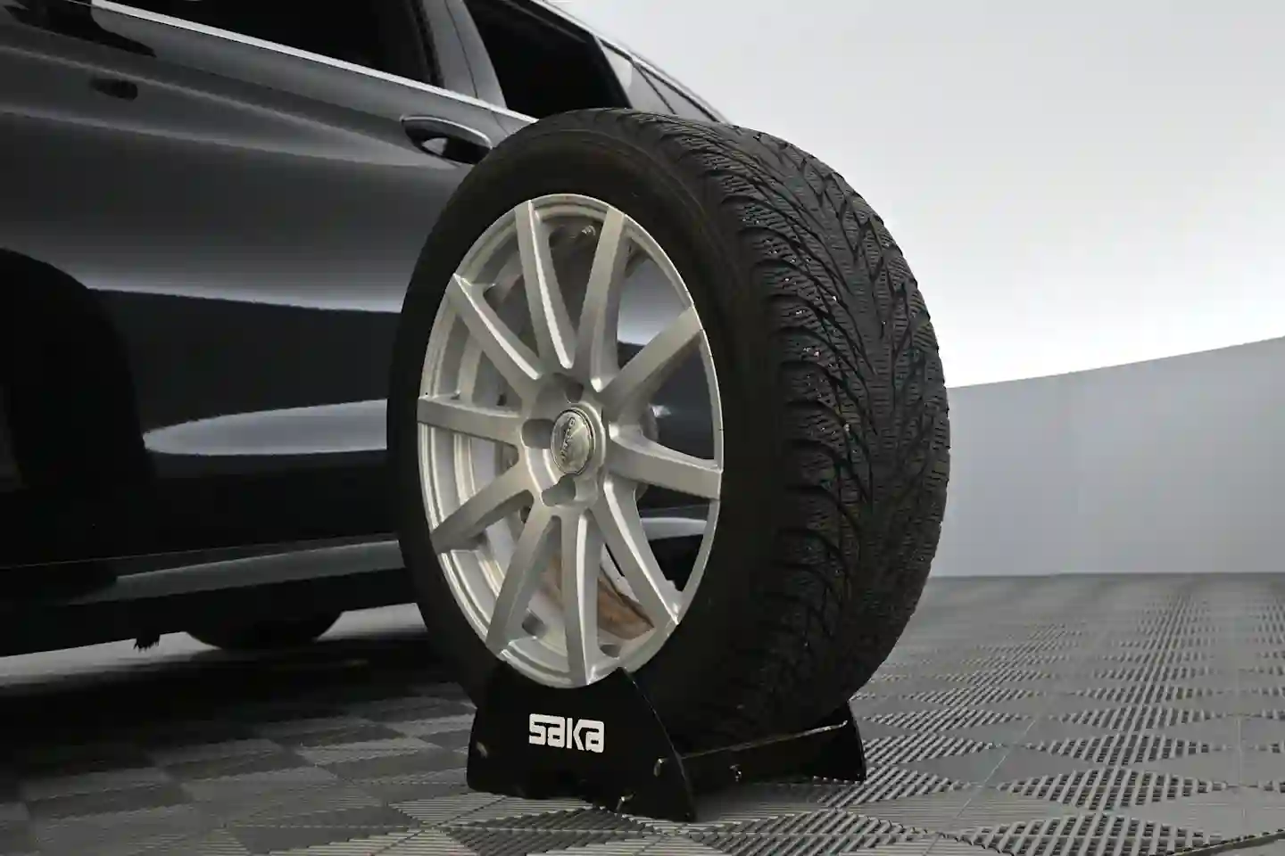 Car Image - 4tVp0VgP9OgwdiJmDYGnCe