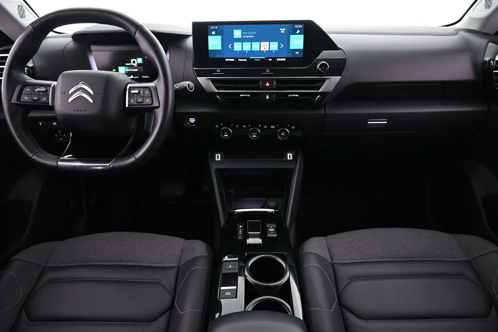 Car Image - 1bqSawqj3p19CsfLyY7ghG