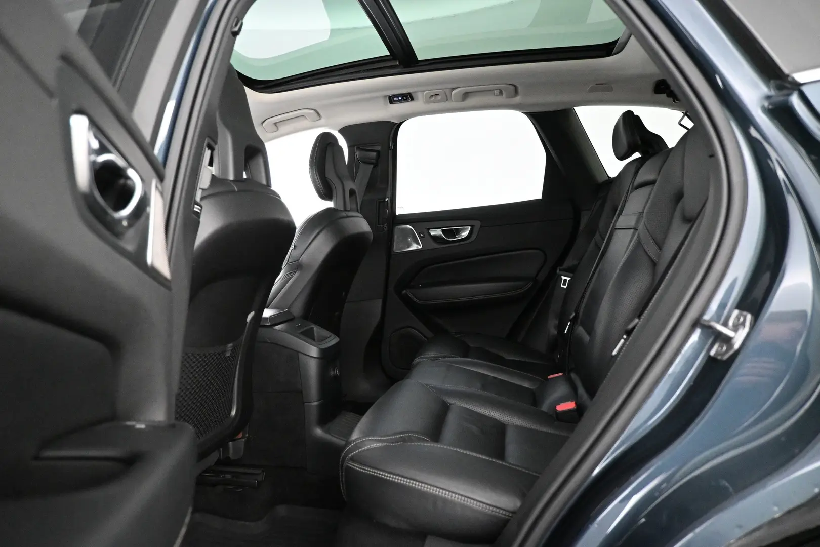 Car Image - 49EhF0f5gg22xxBRqOzEHq