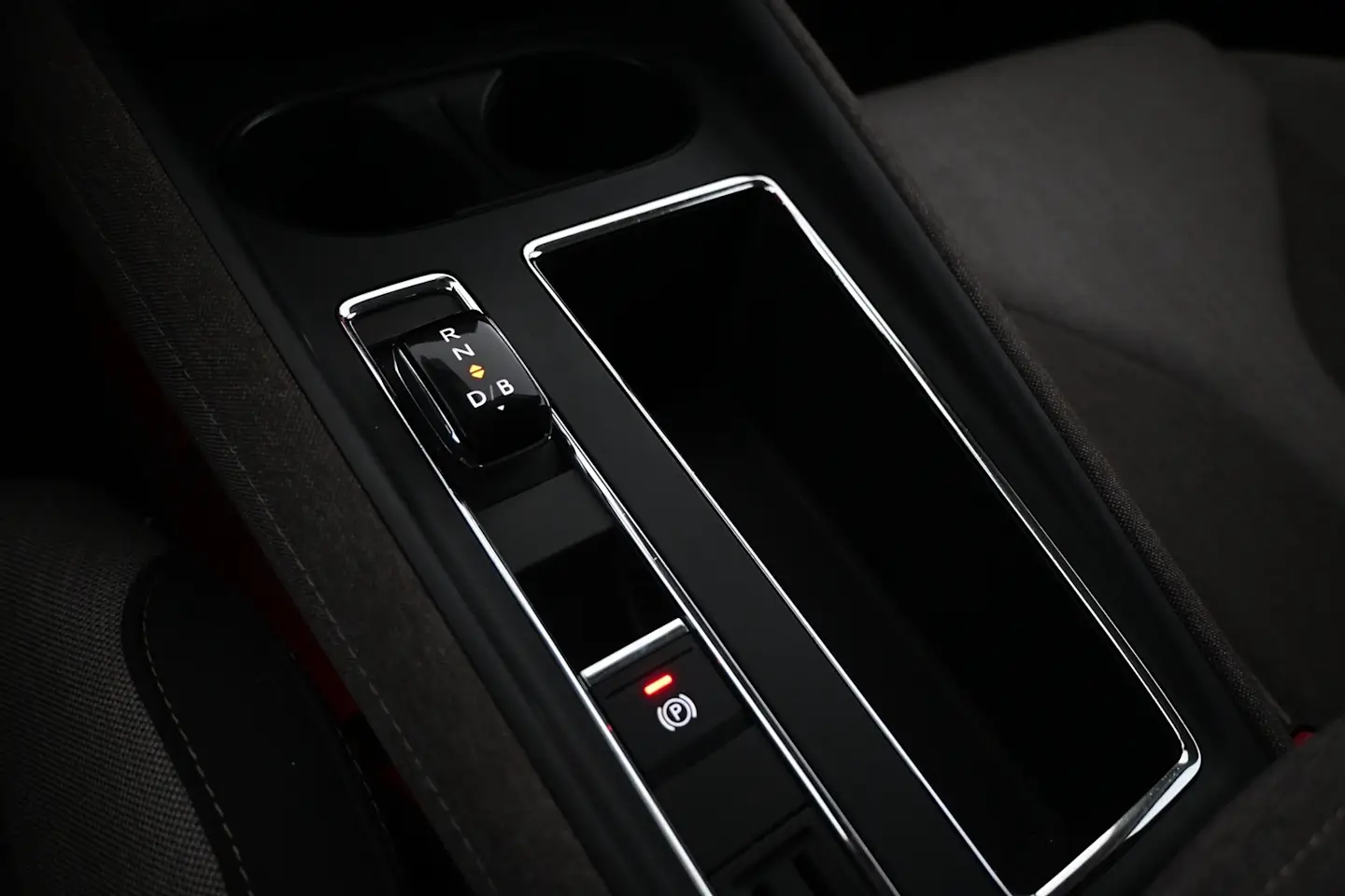 Car Image - dwx8iJTQErxSYMaHsg2vw
