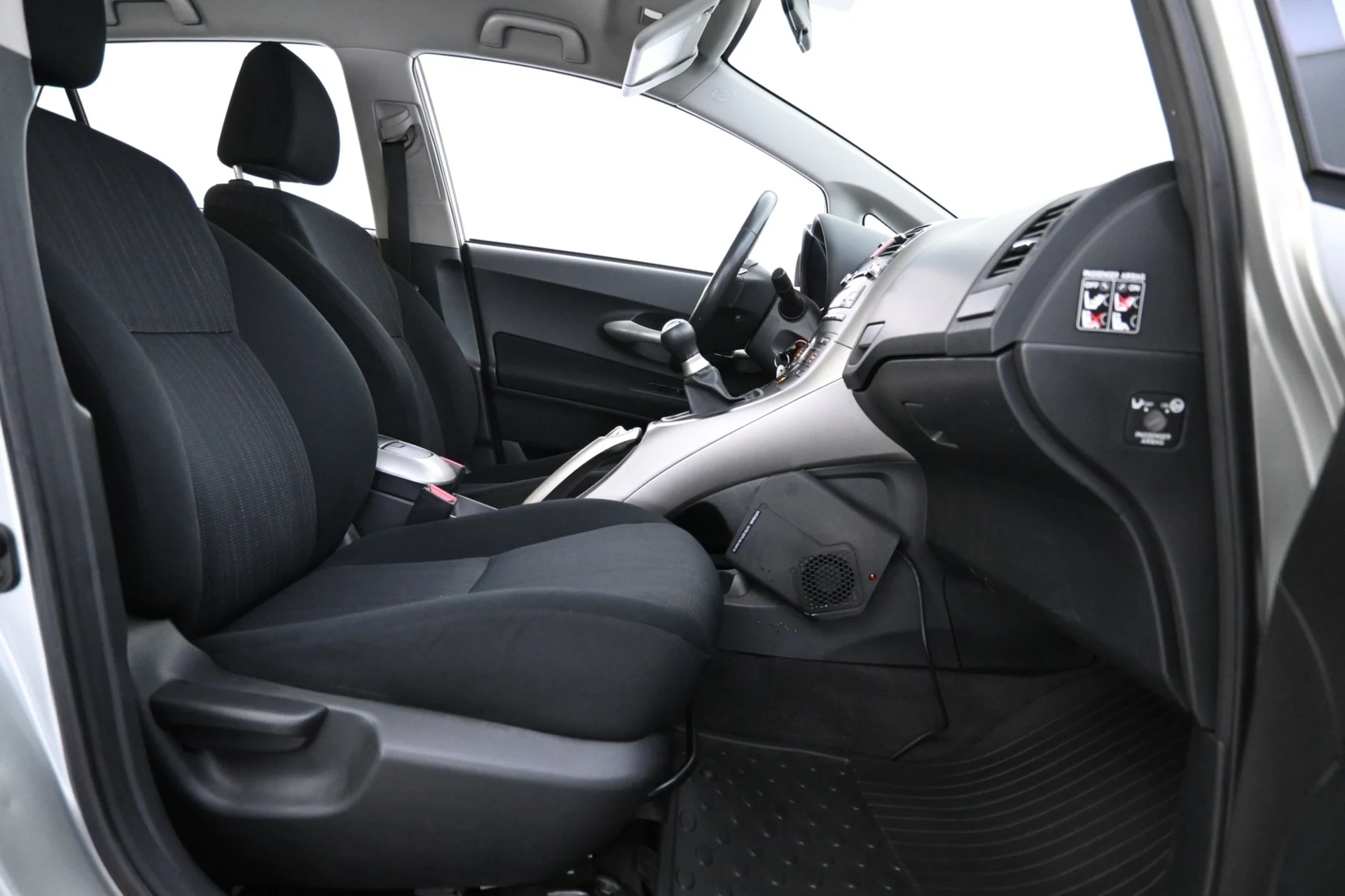 Car Image - 74HNSMjhe1R9PBLfkaIi0l