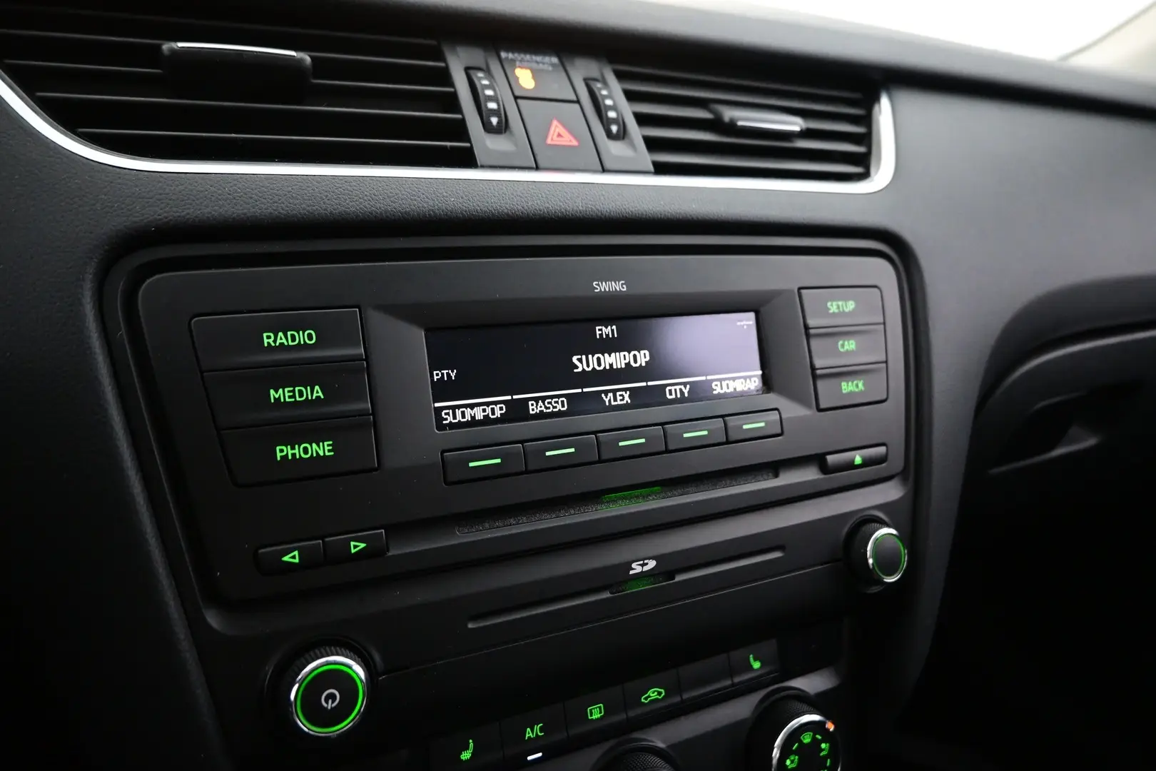 Car Image - 6RjKkTGoflRrPxh2rh9Dea