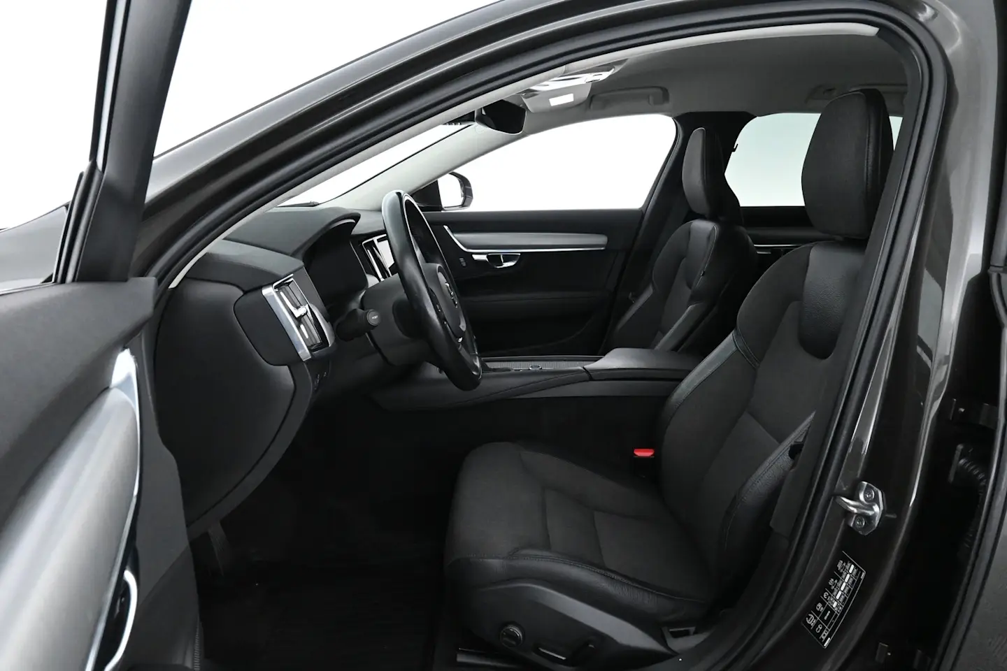 Car Image - 3hmimxKY6rAXUD8WeVsT3