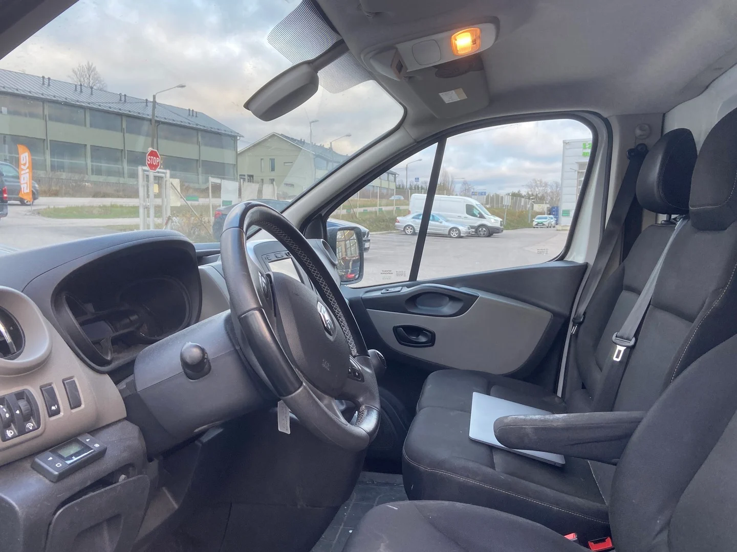 Car Image - 2970NGgSd1Bwav9uEIenoj