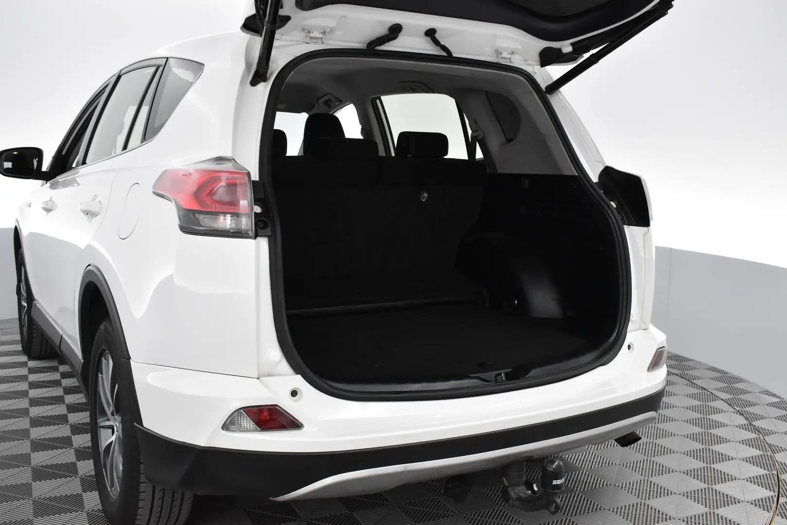 Car Image - 7xtCdh2BwNfoygWE0Zvjja