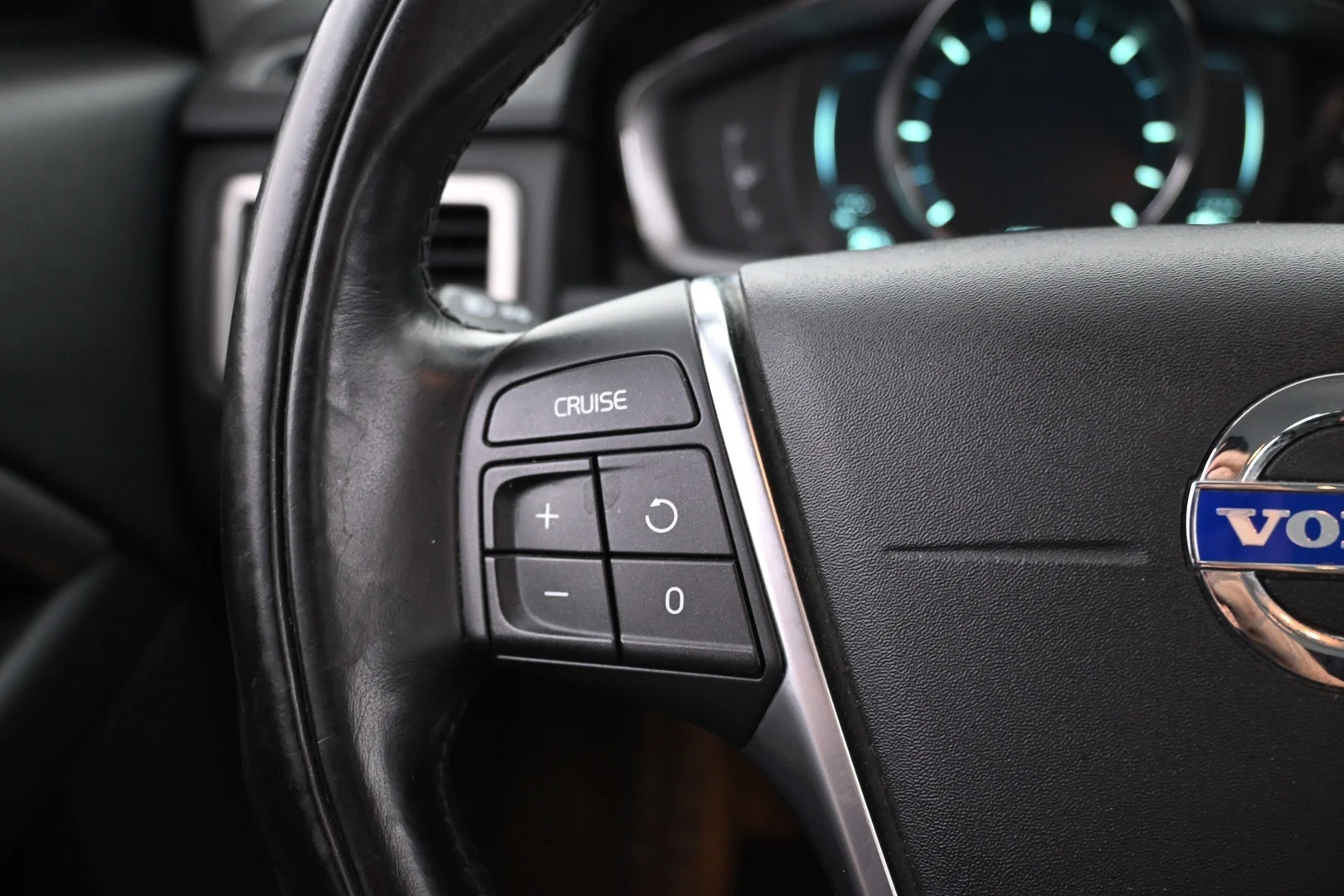 Car Image - 2G17vLAM7RUHD8Sxkzo7mD