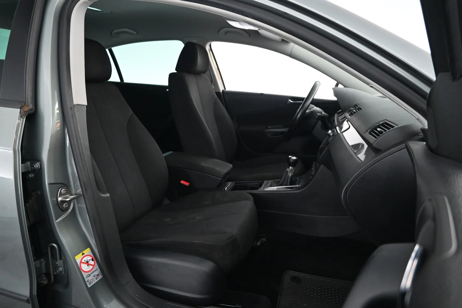 Car Image - 31mICo9XjHM5BUxG49eWpY
