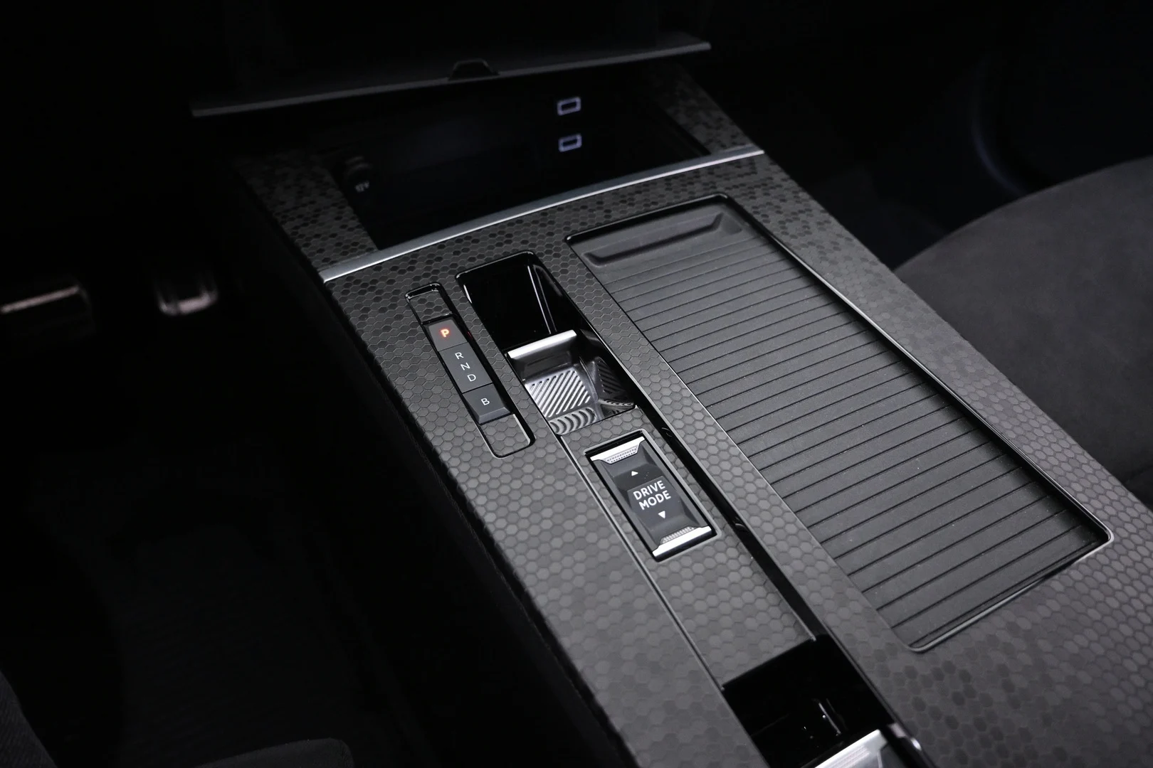 Car Image - 6vhnEnAztpIjhB7u1eflMK