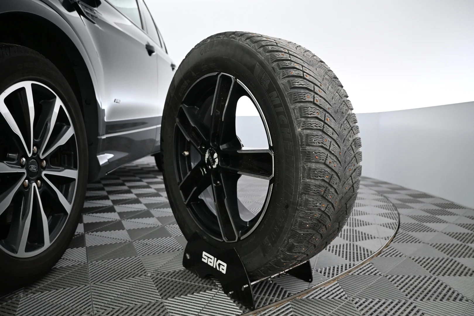 Car Image - 1pkkfTVuoubDaeg6lwfKQo