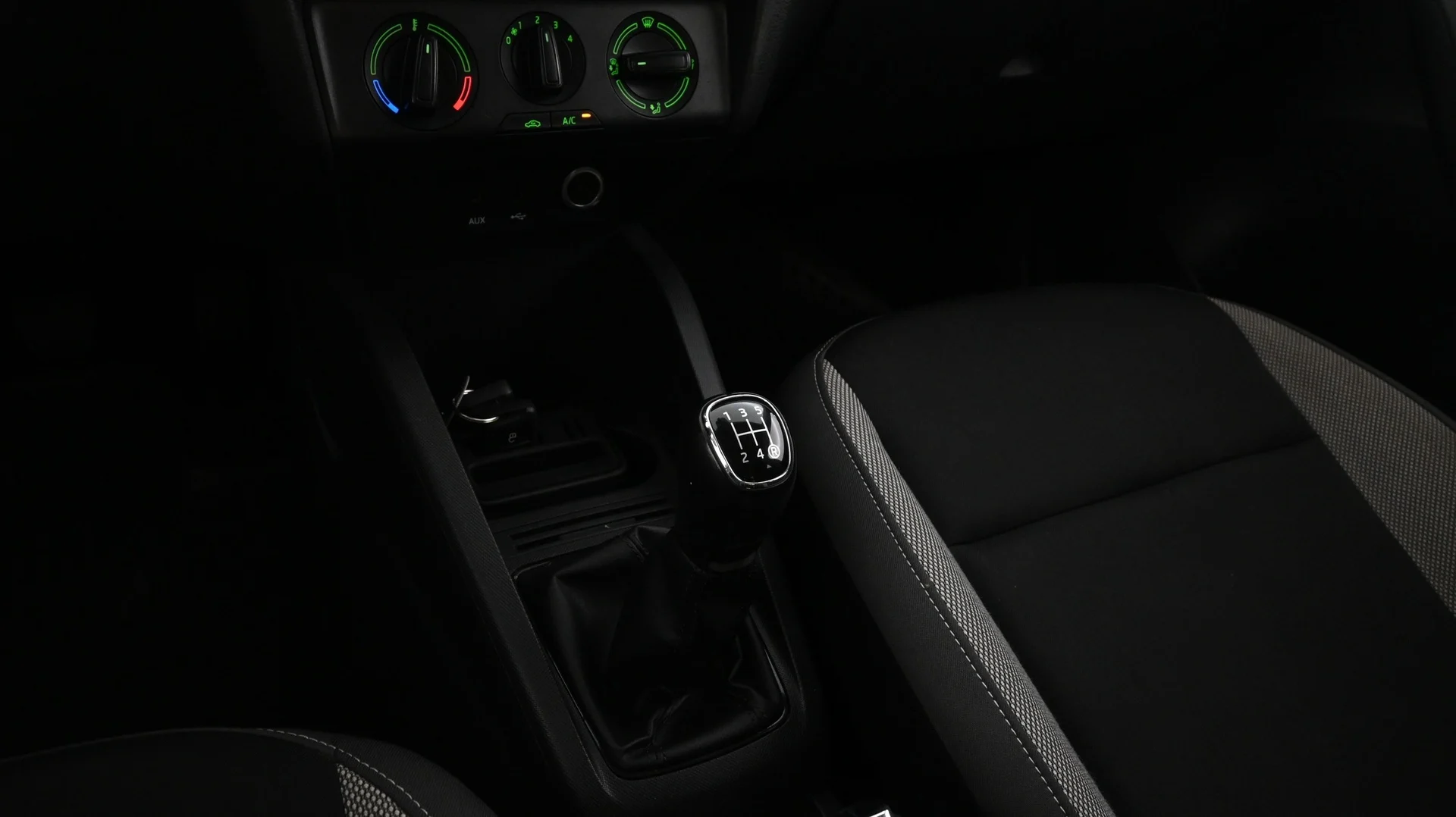 Car Image - 3t0vU4M1kBhniKABHfkFoh