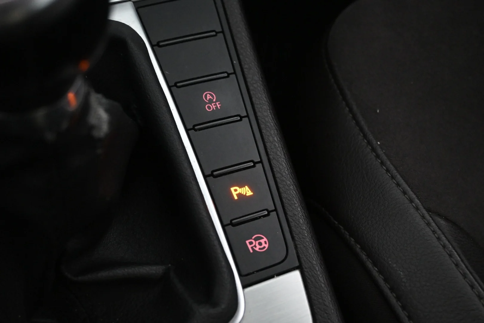 Car Image - 2JeVvryHOLRqGMZWzh7QqA