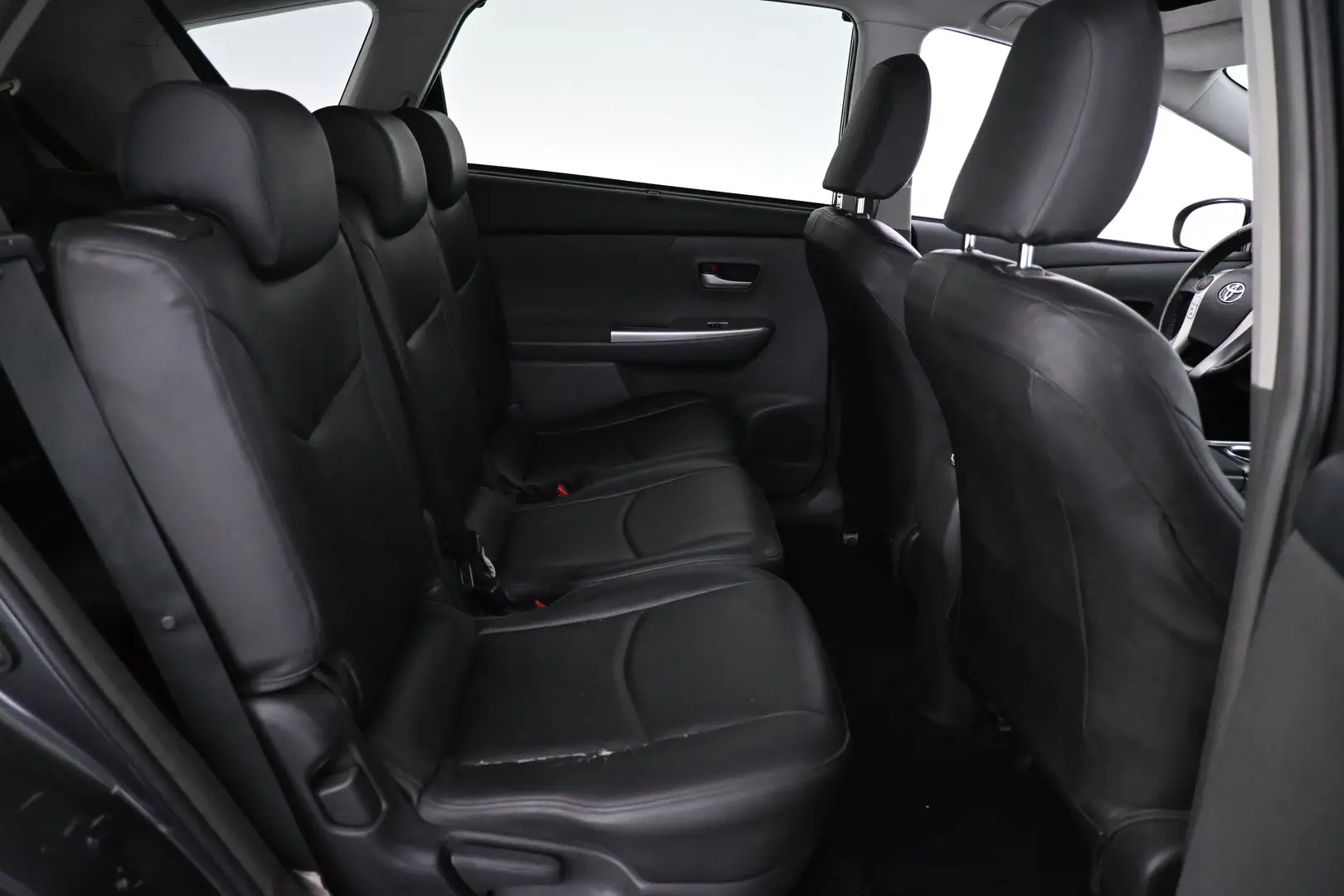 Car Image - 4SL38PnbUSf55xvwlkLkLm