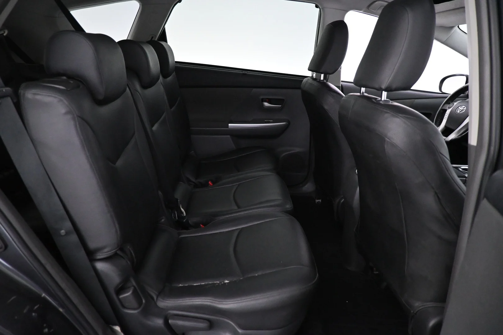 Car Image - 4SL38PnbUSf55xvwlkLkLm