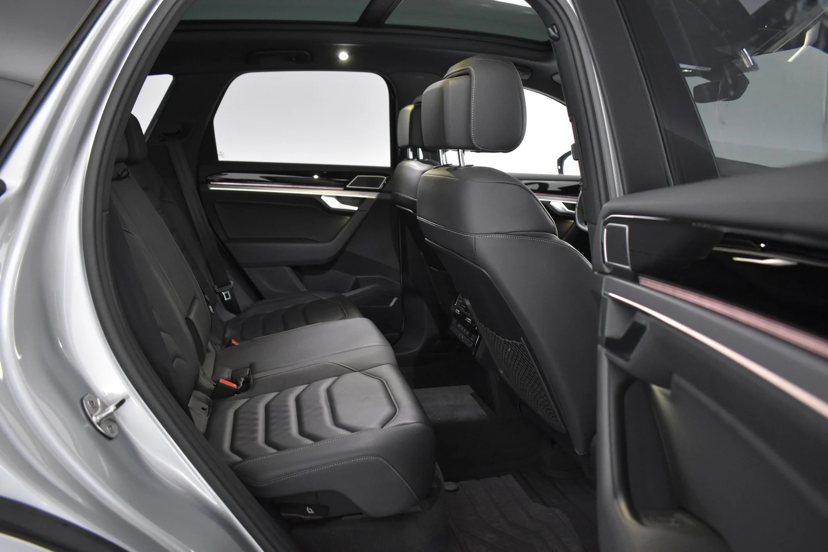 Car Image - 4FJYKhXq0bpqx6fcKmTmZw