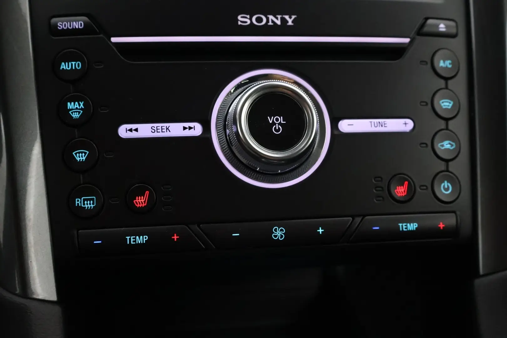 Car Image - 12Vx45mRcql4cX7dihjUG5