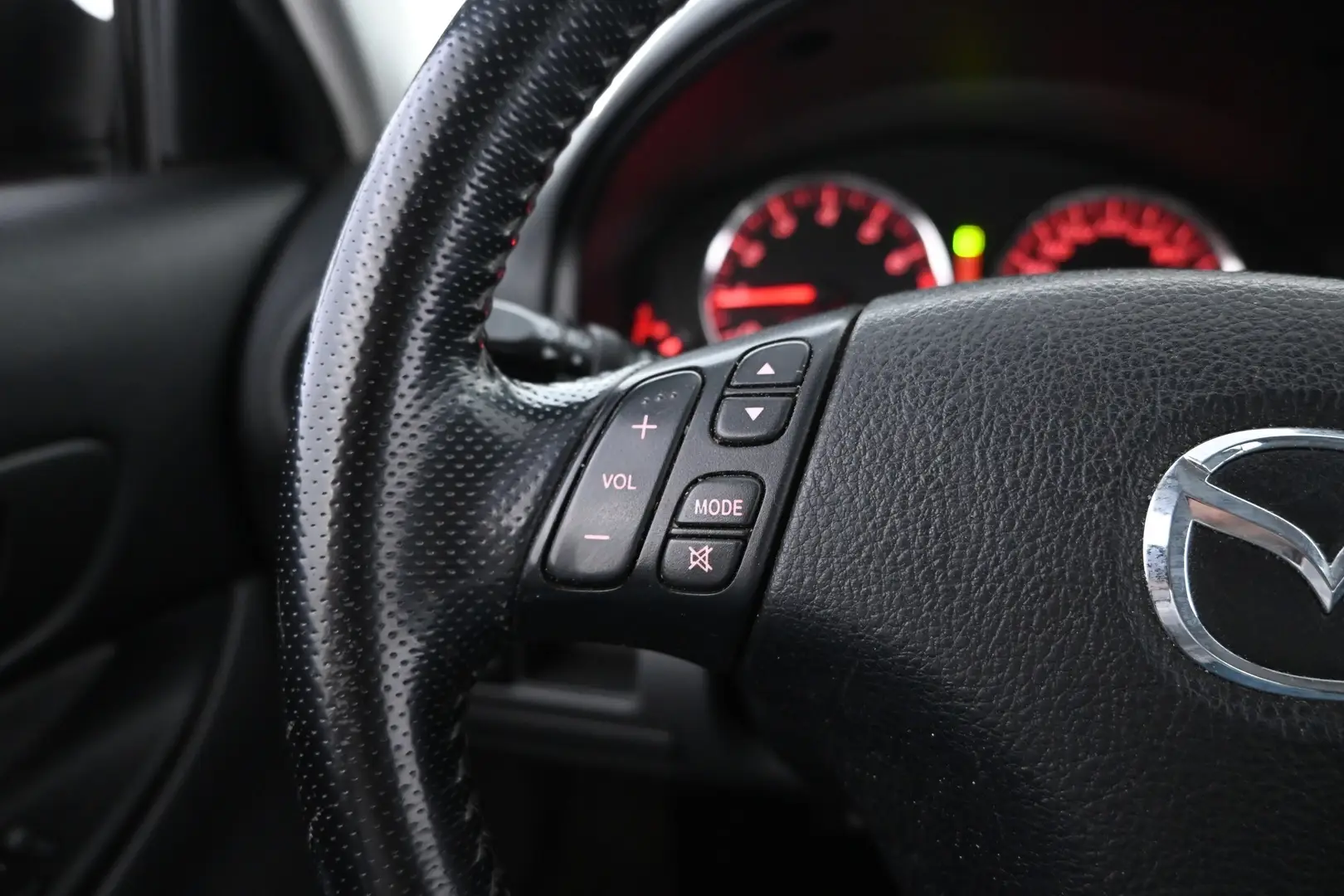 Car Image - 4U7e9ivaMib4YfOOelPbQq
