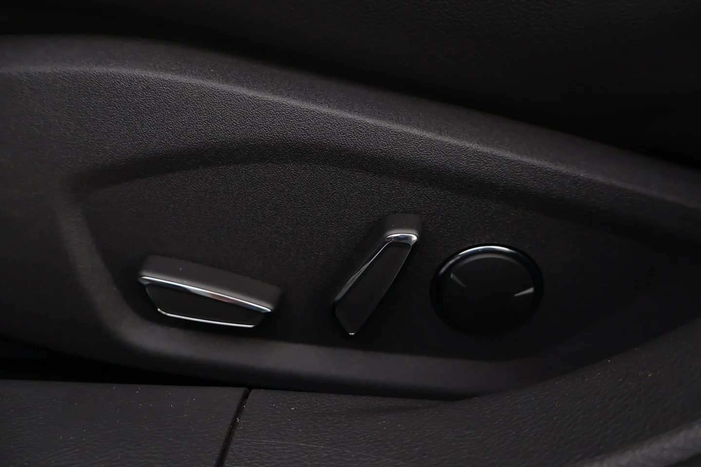 Car Image - 5G723KLFhYW5ch2g9BLFhE