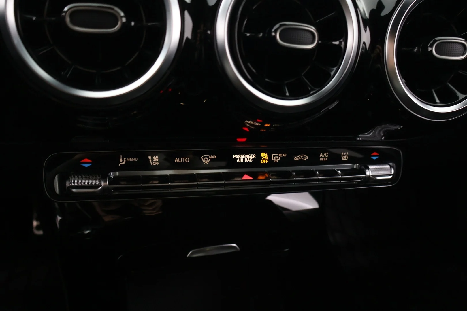 Car Image - 61SkymPmBvwSH0E4nBixhU