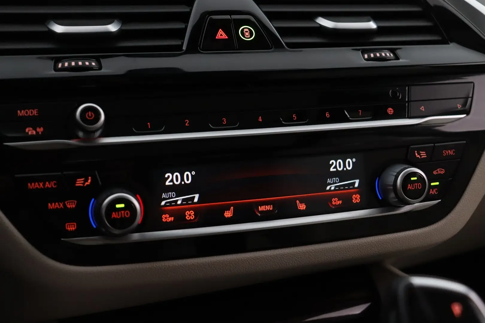 Car Image - 1RGHoL4av30gUcMSEWpxLq