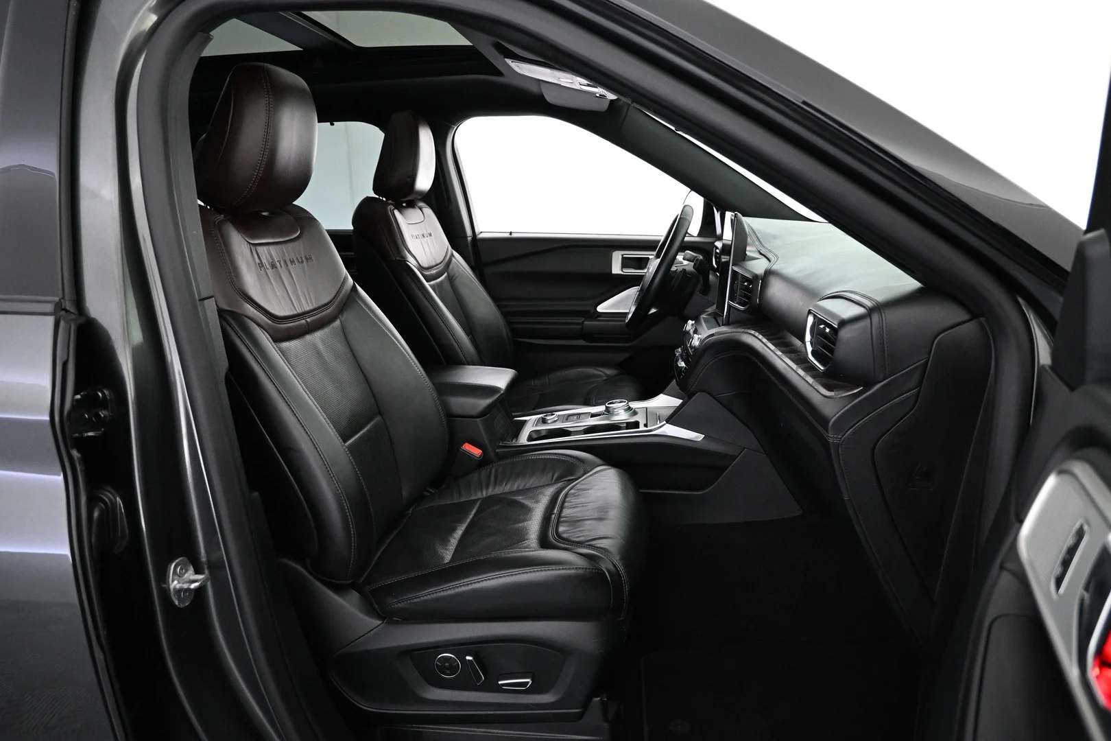 Car Image - 1drPmyOvvAejIeNvQhiGJm