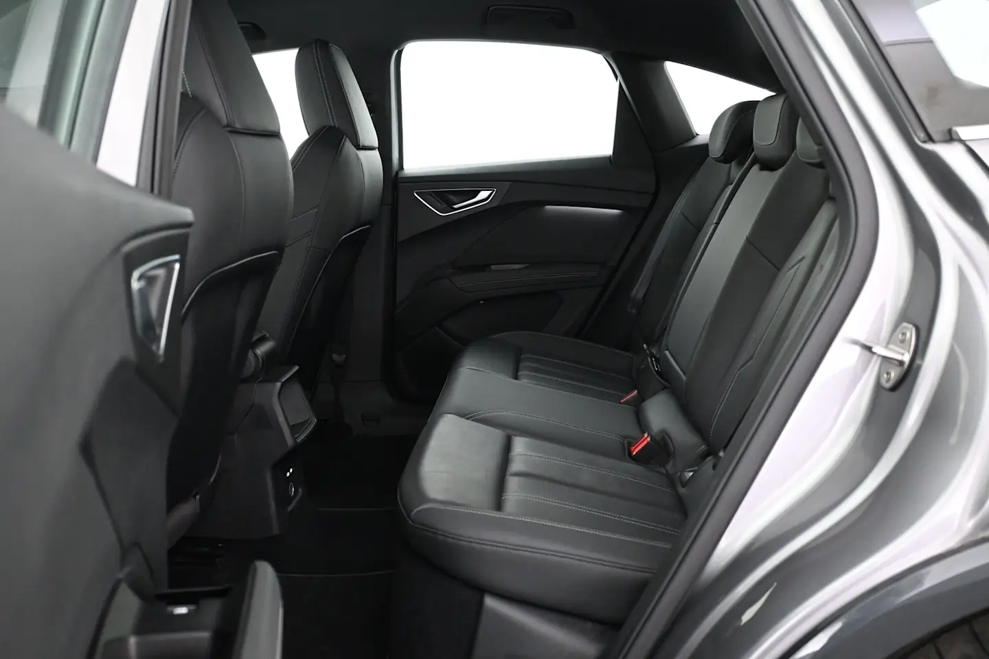 Car Image - 10OTZBzWZIA5j1rRliqsdm